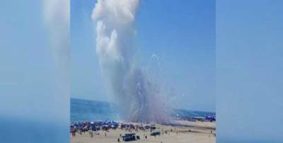 День независимости: в США на пляже взорвалась фура с фейерверком