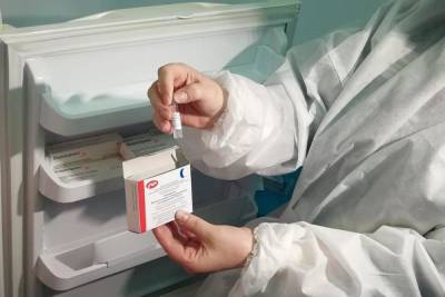 В Омской области ввели обязательную вакцинацию от коронавируса для отдельных категорий граждан