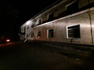 В Уфимском районе из горящего дома эвакуировали 20 человек
