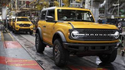Серийное производство Ford Bronco приостановят на две недели