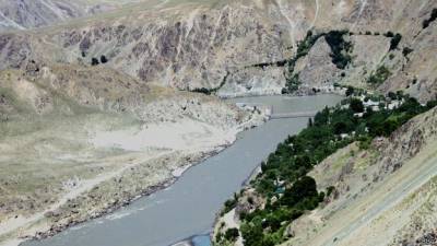 Около 400 военнослужащих афганской армии перешли таджикскую границу