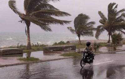 Во Флориде объявили режим чрезвычайной ситуации из-за приближения шторма "Эльза"