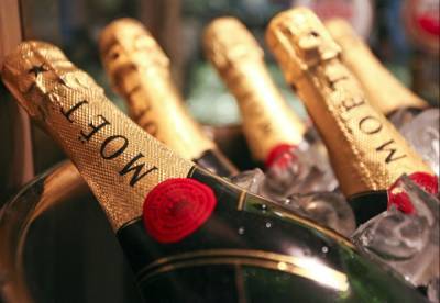 Moet Hennessy согласилась называть в России шампанское «игристым вином» - sharij.net - Россия - Франция