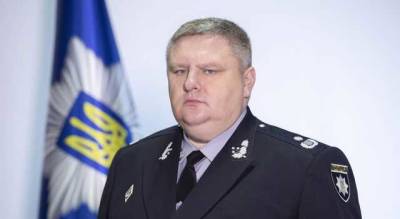 Глава полиции Киева задекларировал коллекцию книг