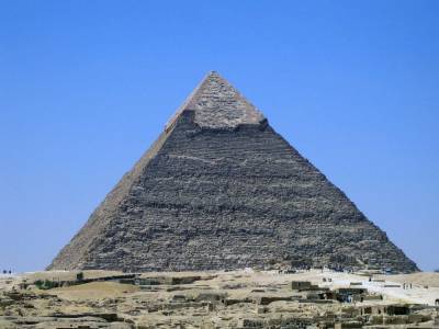Уфолог Валерий Уваров: «В пирамиде Хеопса есть кристалл внеземного происхождения, позволяющий увидеть будущее»