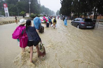 Жителей Сочи готовят к возможной эвакуации из-за дождей