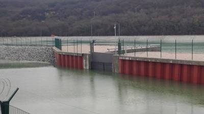 Новый водозабор на реке Бельбек обесточен из-за подтопления