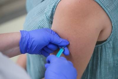 До октября Россия выпустит 90 млн комплектов вакцин от коронавируса