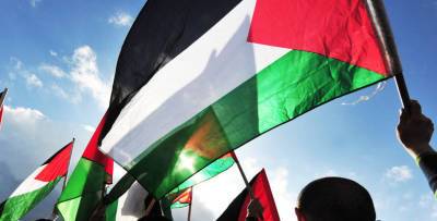 Палестинцы объявляют о победе после того, как поселенцы покинули заставу