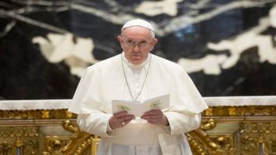 Госпитализация папы римского застала российских католиков врасплох