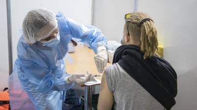 В Киеве заработал пункт вакцинации на Atlas Weekend