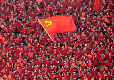 Китайская молодёжь спешит вступить в ряды Компартии