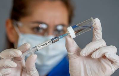 На россиянах испытают китайскую вакцину: препаратом хотят заменить «Спутник V»
