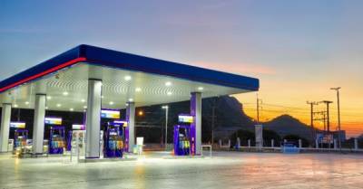 Госрегулирование цен на топливо: в Украине снова подняли предельную цену бензина