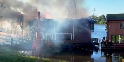 Росприроднадзор проводит проверку после пожара на Гребном канале