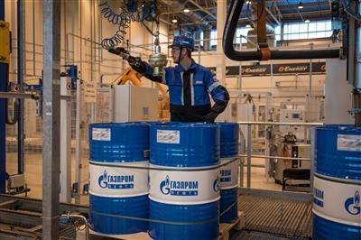 Санкции никак не повлияли на сотрудничество "Газпром нефти" с компаниями Италии - Дюков