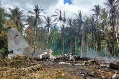 Число погибших при крушении самолёта на Филиппинах увеличилось до 52