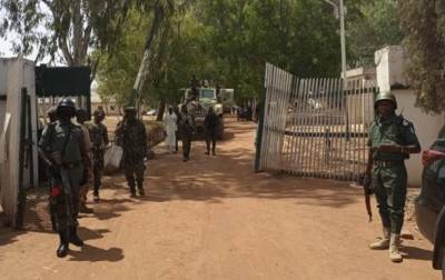 В Нигерии при нападении на школу похищено 140 учеников - СМИ
