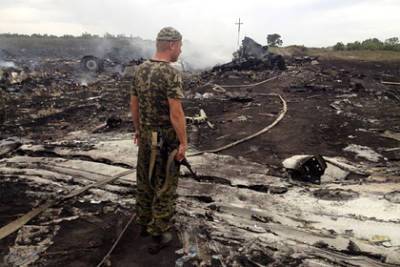 Хендрик Стинхейс - Раскрыты новые данные о пропавших пассажирах MH17 - lenta.ru - Украина - Голландия - Малайзия - Куала-Лумпур - Амстердам