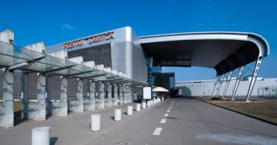Инцидент с украинцами в Познани: в аэропорте назвали причину - dsnews.ua - Украина - Польша
