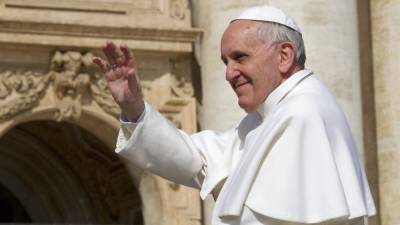 Папа римский проведет в больнице неделю