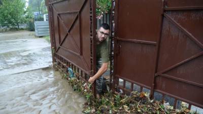 Жителям затопленных районов Сочи нужно готовиться к эвакуации – власти