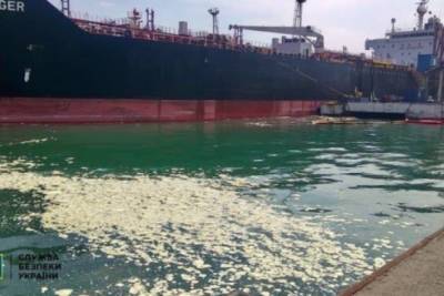 На Одесчине в Черное море сбросили 8,5 тонн пальмового масла