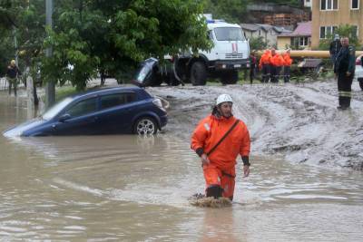 Мэр Сочи: город справился со стихийным бедствием