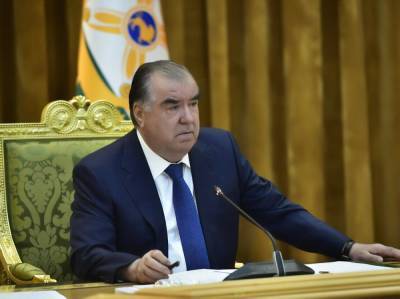 Таджикистан поручил мобилизовать военных из-за ситуации с талибами в Афганистане