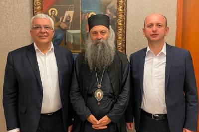 Сербский патриарх благословил политических лидеров черногорских...
