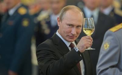 Читатели «Таймс» о решении Путина по шампанскому: кто знал, что у Путина хорошее чувство юмора?