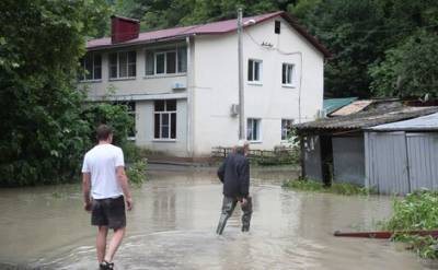 Почти 60 частных домов и одна гостиница оказались в зоне затоплений после прихода ливней в Сочинский район