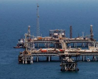 Страны ОПЕК не смогли согласовать уменьшение добычи нефти