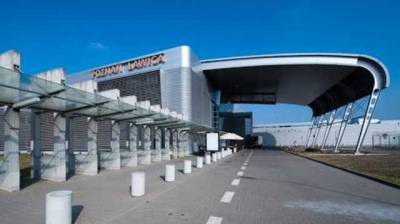 Скандал с рейсом в Познани: в аэропорту объяснили, почему украинцы не попали на самолет