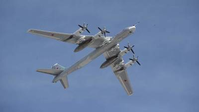 Начались учения дальней авиации с участием ракетоносцев Ту-160 и Ту-95МС