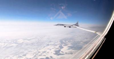 Дальнюю авиацию ВКС России подняли по тревоге во время учений