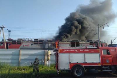 Пожар в локомотиве произошел на станции Базаиха в Красноярске