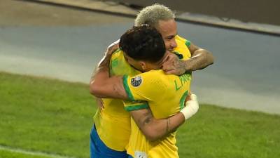 Сборная Бразилии первой вышла в финал Кубка Америки