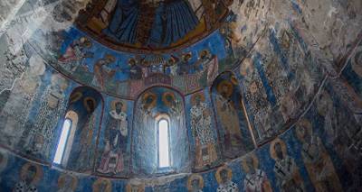 Почему армянские мастера оставляли имена под фресками монастыря в Ахтале?