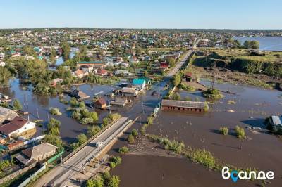 Власти Свердловской области ввели режим ЧС в двух городах из-за потопа