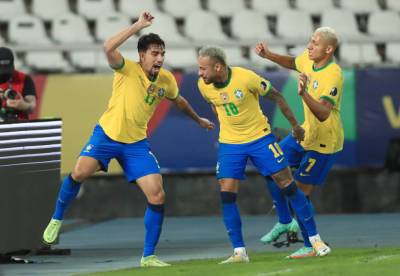 Кубок Америки: Бразилия минимально обыграла Перу и вышла в финал турнира