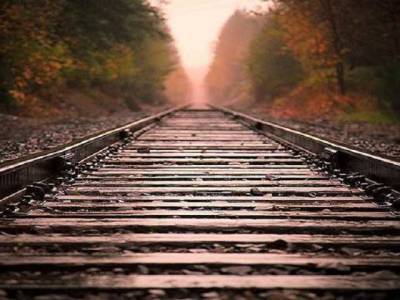 Шел в наушниках: На Житомирщине 15-летнего мальчика насмерть сбил поезд