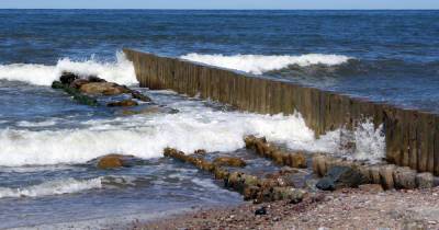 Вода в море у калининградского побережья прогрелась до +23-24 градусов