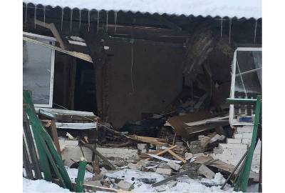 Смолянин получил тяжелые травмы из-за врезавшегося в его дом авто - rabochy-put.ru - район Починковский
