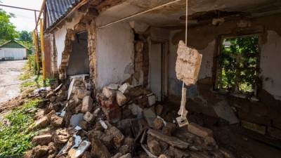 Потерявшим свои дома крымчанам оплатят годовую аренду жилья
