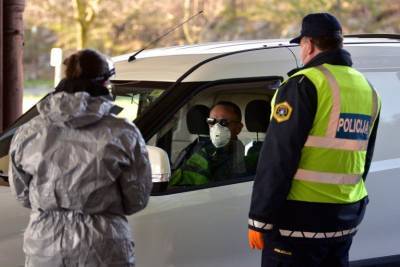 Премьер Словении призвал не допустить четвертой волны коронавируса в Европе