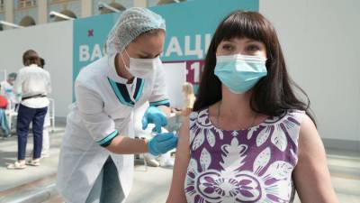 Собянин подписал постановление о поощрении предпринимателей за вакцинацию