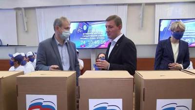 «Единая Россия» подала в ЦИК документы для регистрации кандидатов на выборы в Госдуму