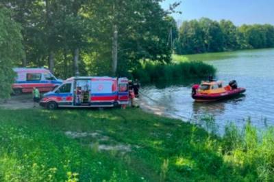На озере в Польше упал вертолет с украинцами