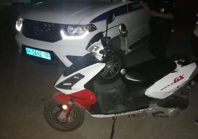 В Рязани полицейские остановили женщину, управлявшую скутером без прав